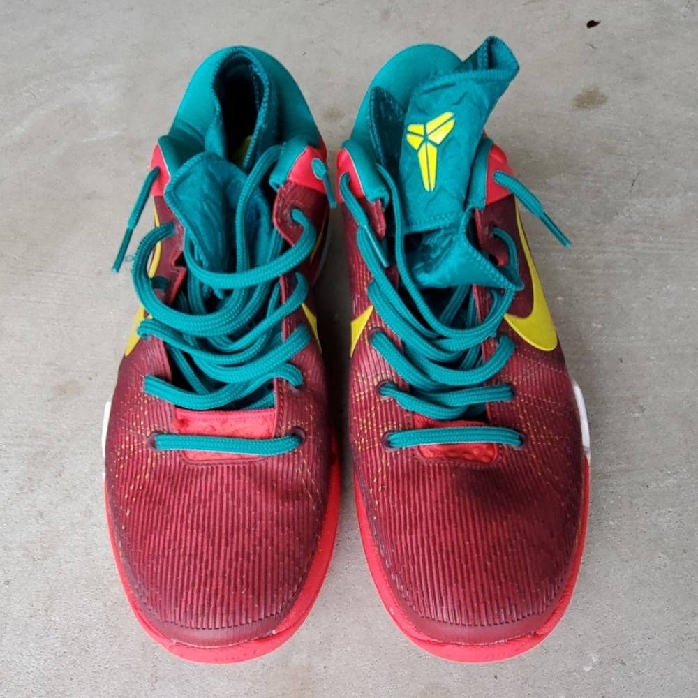 Nike Zoom Kobe - Year of the dragon